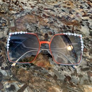 Authentic Fendi oversized sunglasses **NEW**